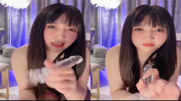 丝袜巨乳御姐蜜桃臀狂摇,假阳具调教白虎嫩穴,淫声浪语挑逗互动!